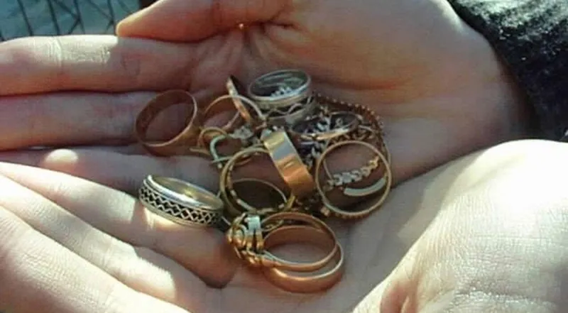 O maramureșeancă a fost pagubită de o falsă ghicitoare