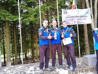 Jandarmii montani maramureşeni au obţinut locul doi la competiţia „Jandarmeria montană la înălţime”