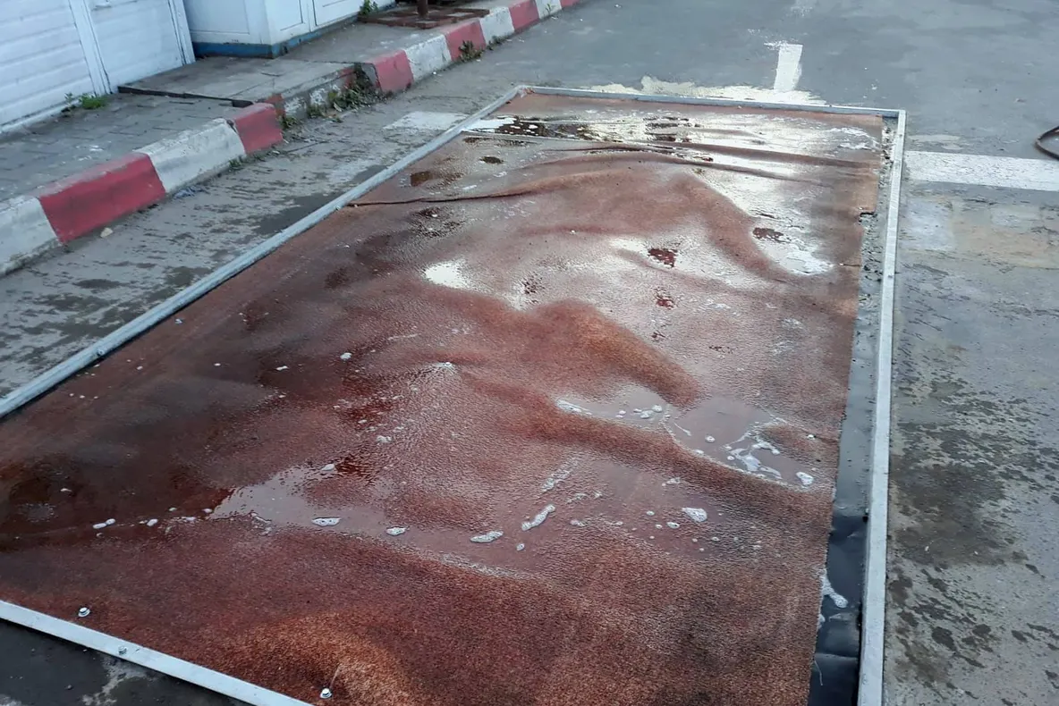Filtru de dezinfecție rutier și pietonal în punctul de trecere a frontierei de stat de la Sighetu Marmației