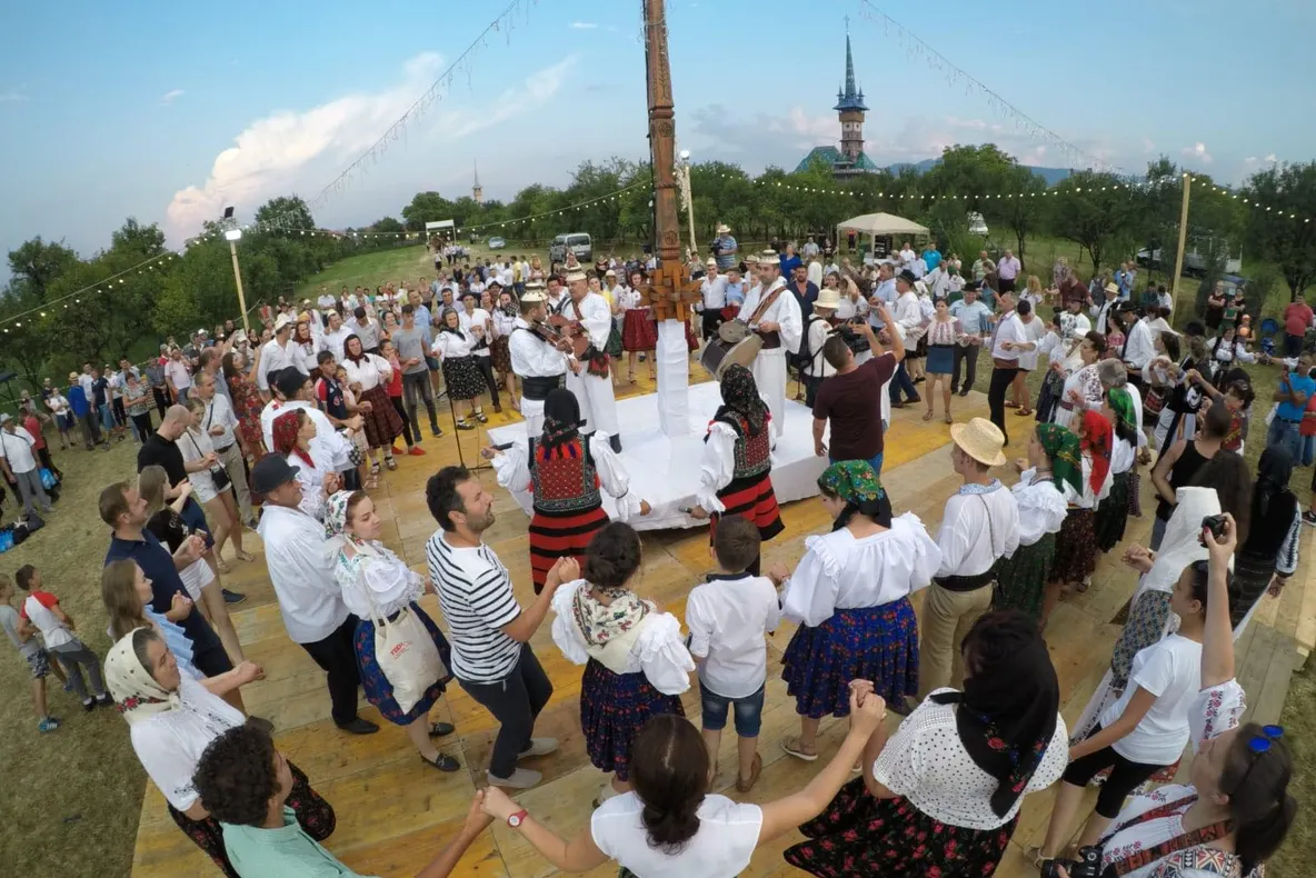 Evenimentul Satele României de la Săpânţa, un succes de răsunet