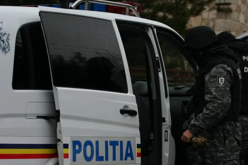 Percheziții în Maramureș la persoane bănuite de trafic de minori