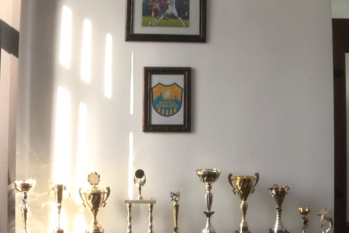 La finalul turului de campionat în liga a IV-a de fotbal, Avântul Bârsana este pe primul loc