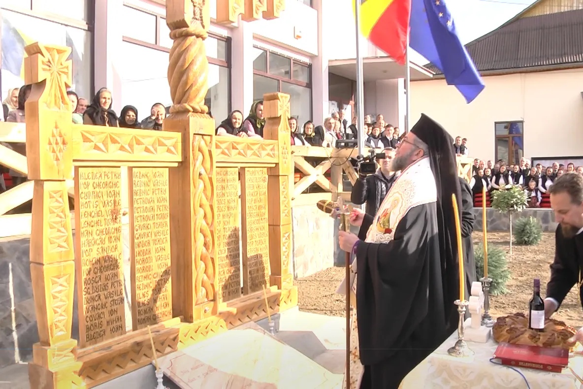 A fost sărbătorit  hramul Bisericii "Sfinţii Arhangheli Mihail şi Gavriil" din Bârsana