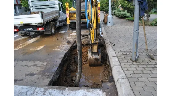 Luni se întrerupe furnizarea apei potabile pe mai multe străzi din orașul Cavnic