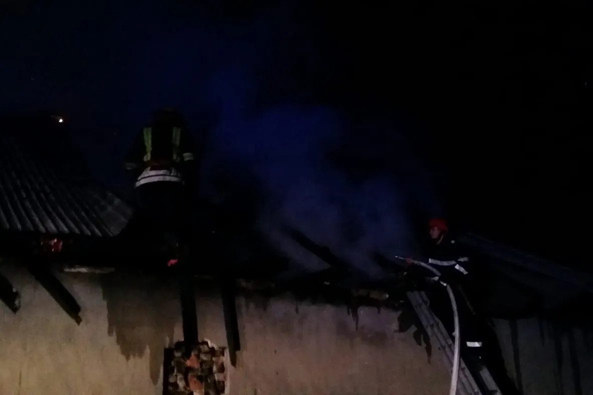 Copil de 11 luni, mort în incendiu