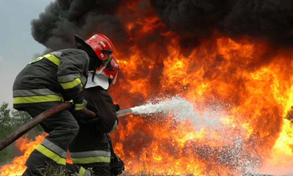 O anexă gospodărească a luat foc la Moisei