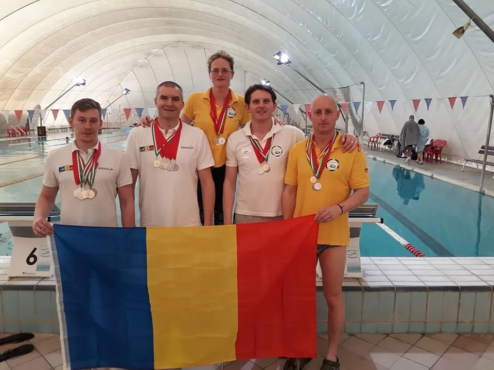Performanță la înot în Ungaria, cu sportivi din Baia Mare