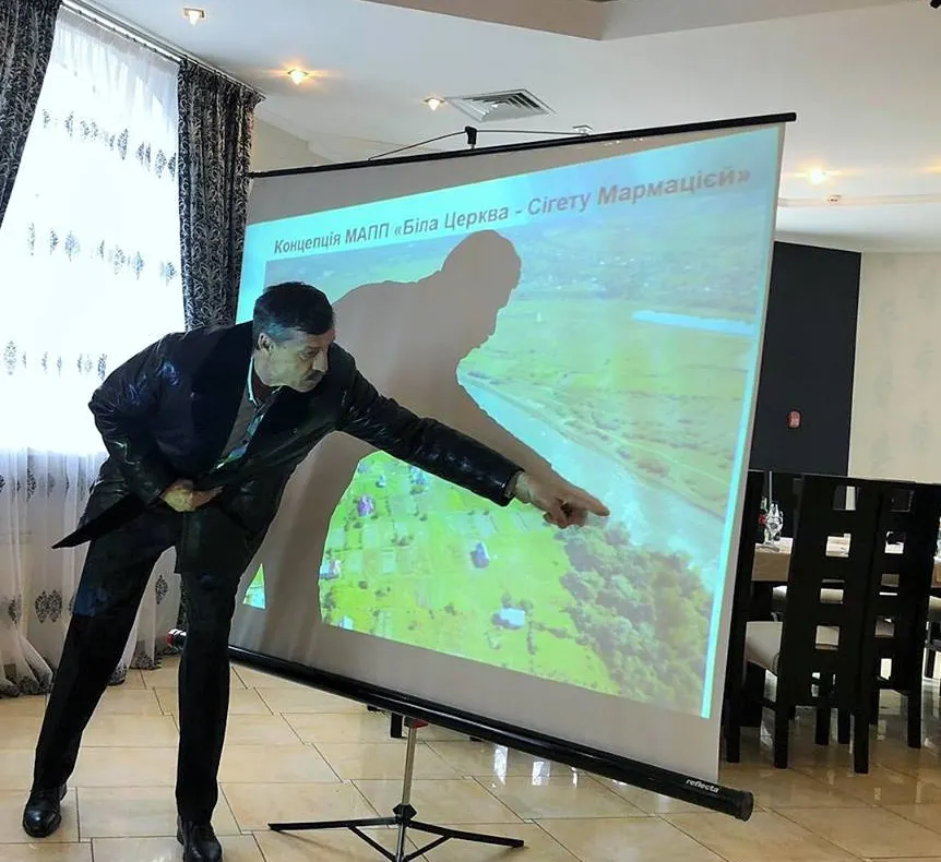 Discuții despre construcția podului de beton peste râul Tisa