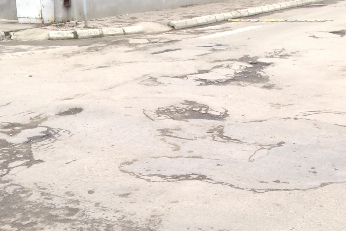PROTEST: Sighetenii cer asfaltarea străzilor