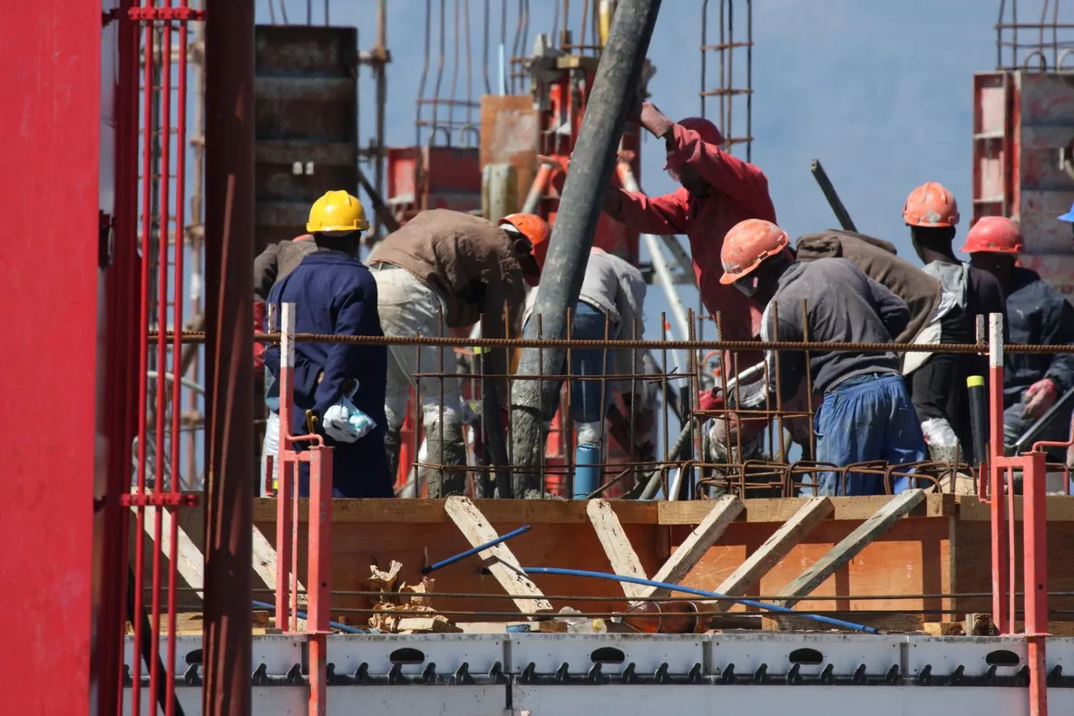 Acţiune de control în domeniul construcţiilor