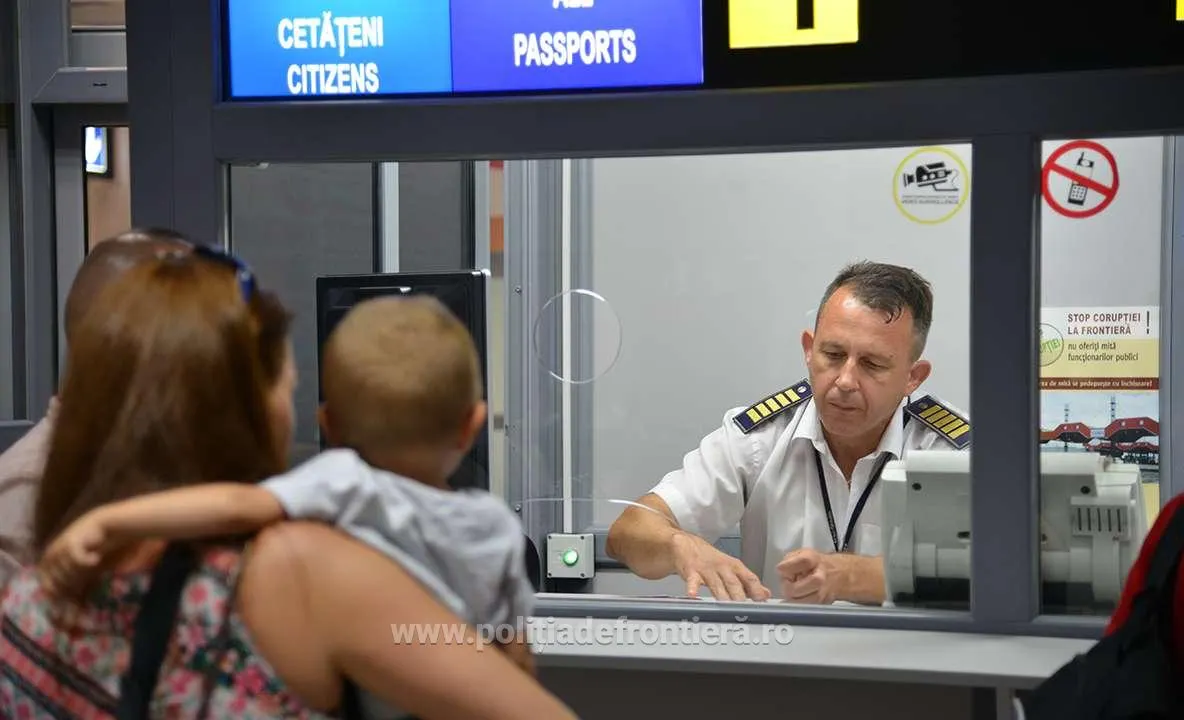 POLIȚIA DE FRONTIERĂ: Atenţie la documentele de călătorie ale copiilor