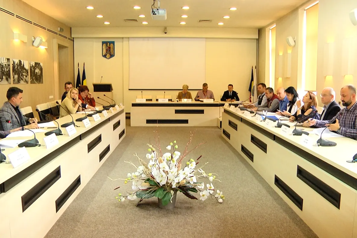 Se actualizează contracte din cauza ordonanței 114/2018
