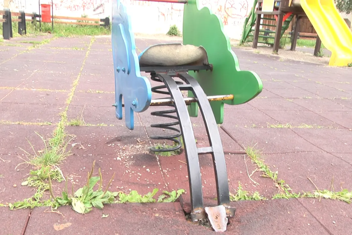 Controale în spaţiile de joacă pentru copii