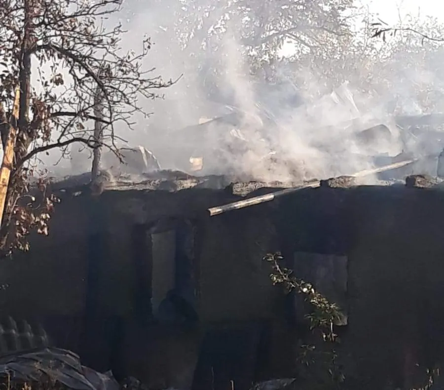 Casă distrusă de flăcări în Vima Mică