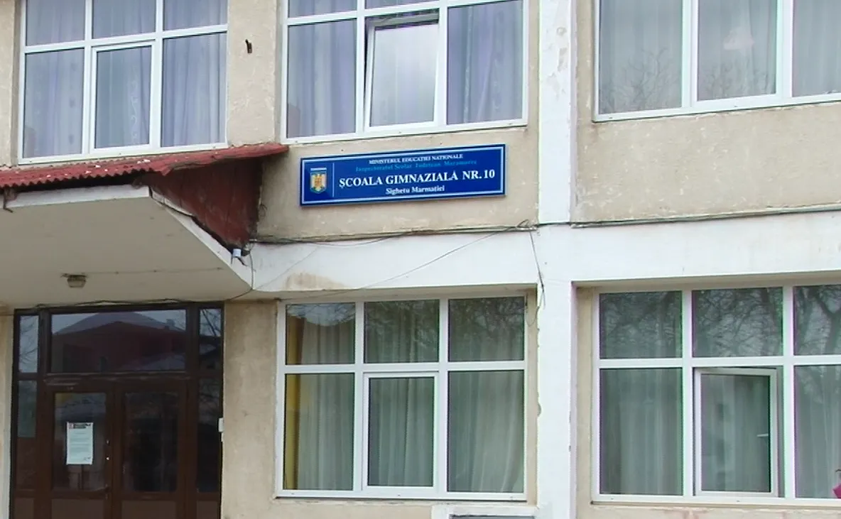 Sală de clasă vandalizată la o școală din Maramureș