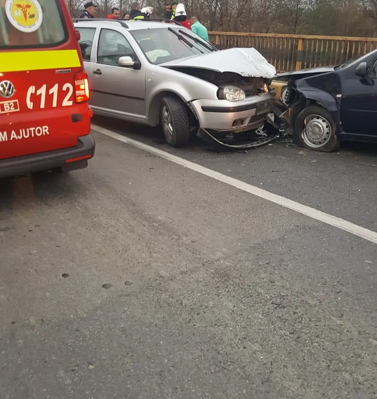 Accident cu 6 victime! Podul Lăpușel plin de gropi