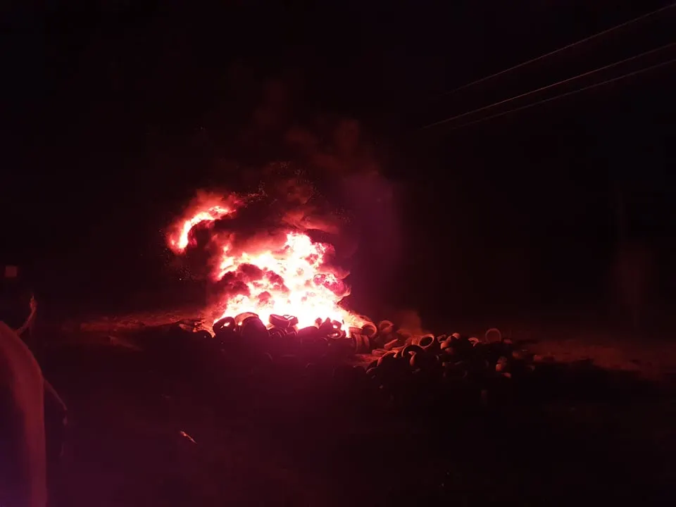 (FOTO) Se caută piromanul din Strâmtura