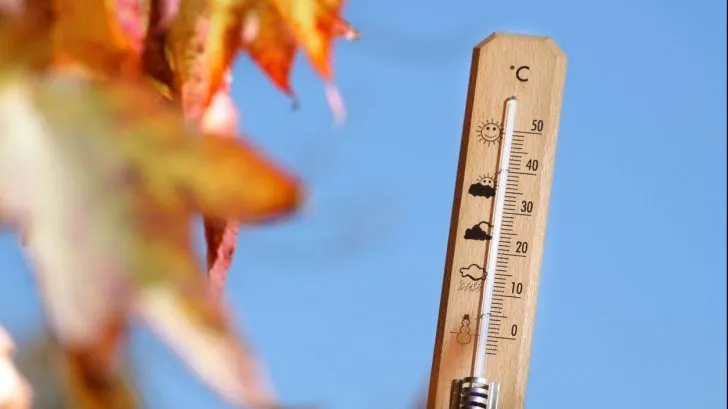 Vremea o ia razna din nou. Vin temperaturi anormale