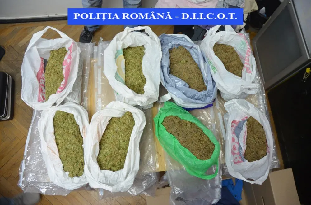 Astăzi poliţiştii maramureşeni au lansat campania Hoţii îţi invadează intimitatea