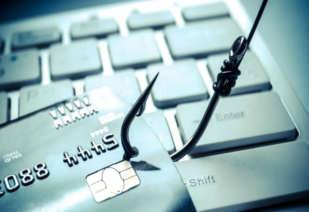 Cum să vă apărați de fraudele online