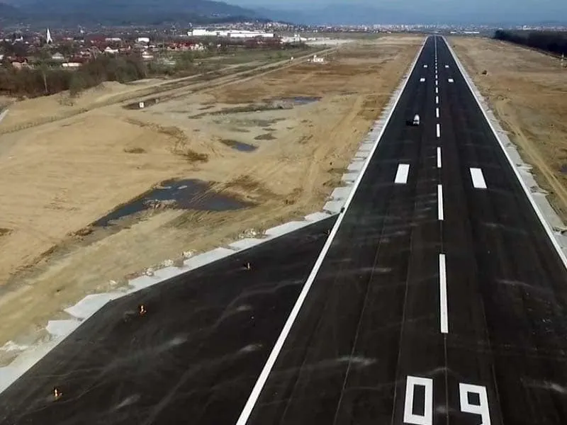 Aeroportul Internațional Maramureș va depune o cerere cu finanțare europeană pentru construirea unui nou terminal