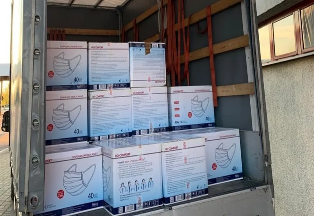 300.000 de măști chirurgicale ce urmau să ajungă în Germania, confiscate de la un maramureșean și de la un bihorean