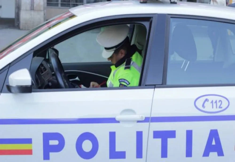 Minor din Bârsana depistat de poliţişti conducând o motocicletă neînmatriculată 