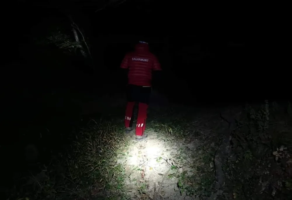 O femeie de 78 de ani a fost căutată mai multe ore de salvamontiști, polițiști și jandarmi dar ea se afla la rude