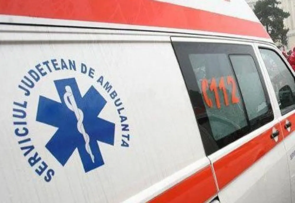 Un şofer băut a plonjat cu autoturismul de pe un pod