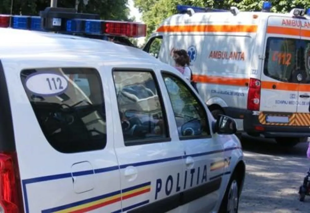 Accident cu trei maşini în Sighetu Marmaţiei! Două persoane au ajuns la spital