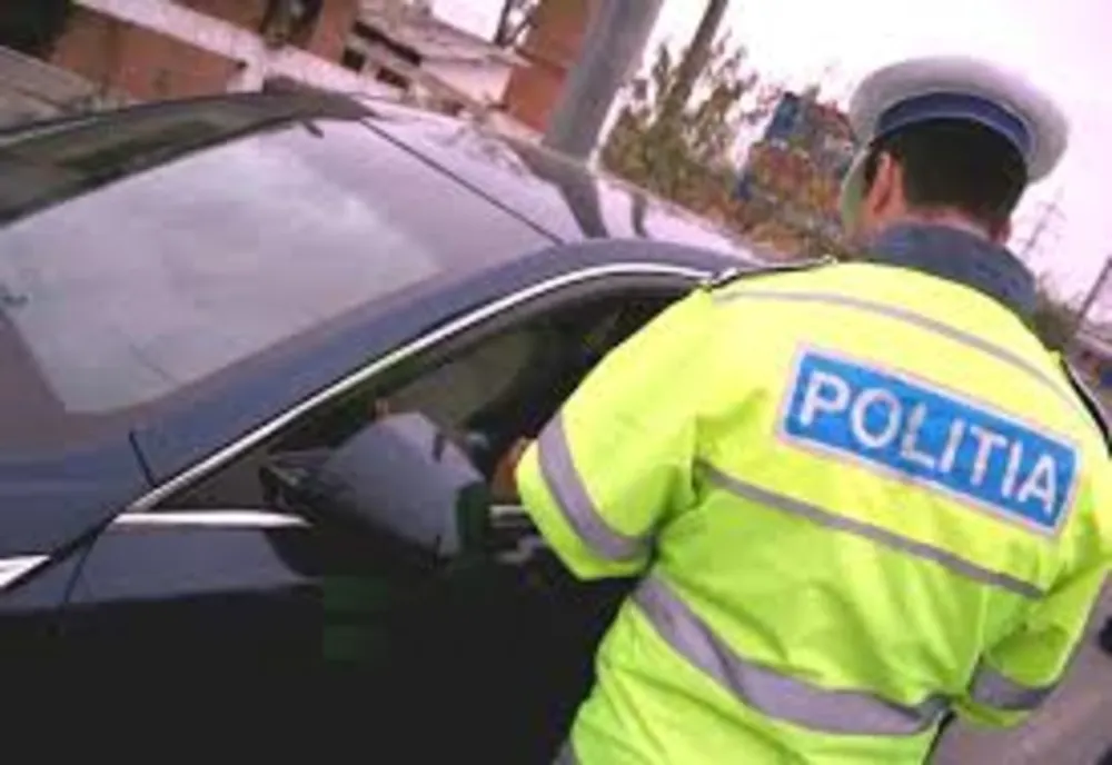 Zece șoferi, prinși băuți la volan de polițiștii maramureșeni! Trei au fost implicați în accidente rutiere