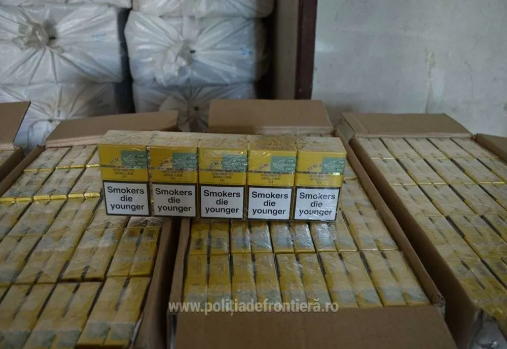 Peste 3.000 de pachete de țigări, descoperite pe malul Tisei, lângă Sighetu Marmației
