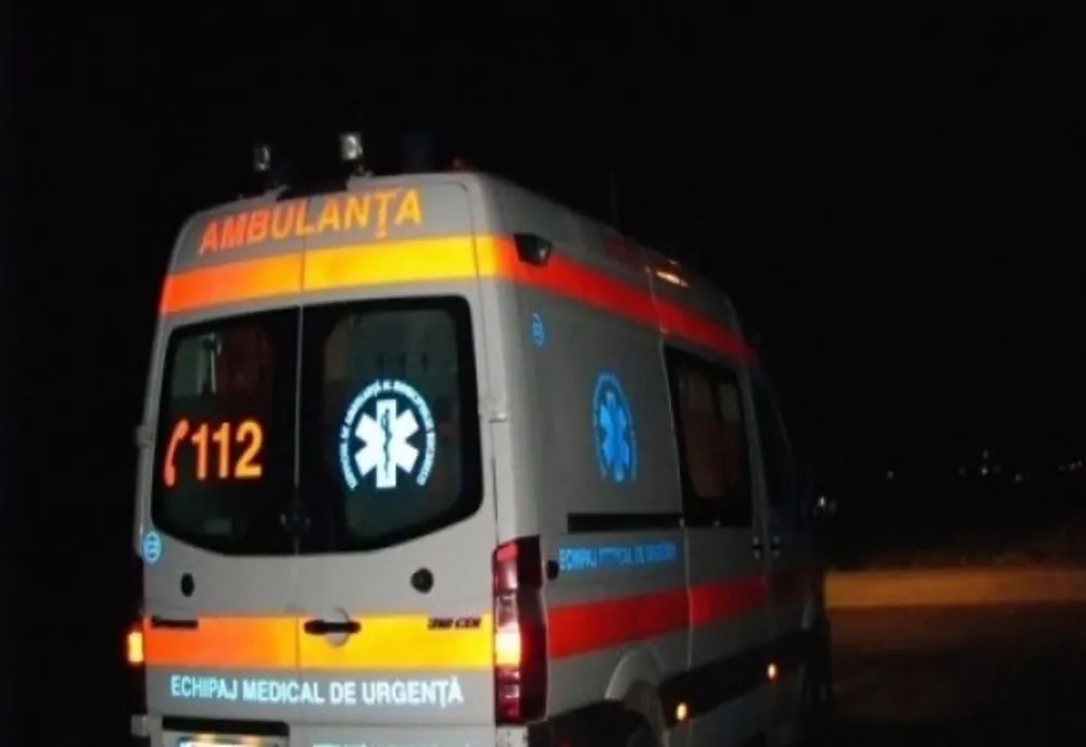 Accident în Cătălina provocat de un şofer băut! Patru persoane au ajuns la spital