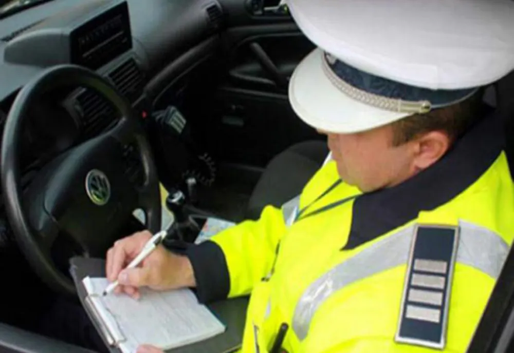 Polițiștii din Maramureș au lăsat fără permise de conducere 15 șoferi! Ce amenzi au fost aplicate