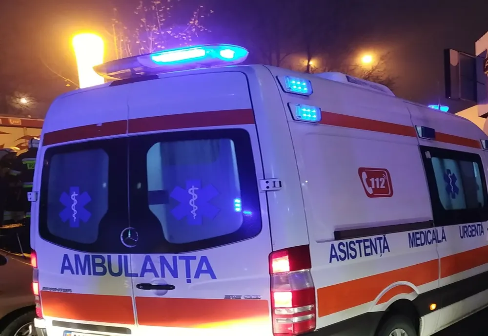 Un maramureşean şi-a băgat soţia în spital după ce a lovit-o în cap cu o carafă de vin