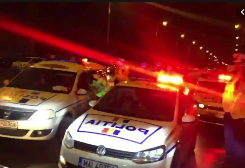 Tânăr urmărit în trafic de către poliţiştii maramureşeni! Şoferul a sărit din mers din maşină