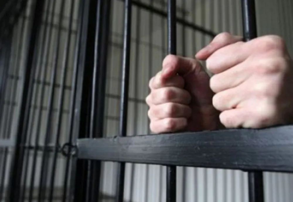 Maramureşean condamnat la închisoare cu executare! A fost prins la volan beat şi fără permis 
