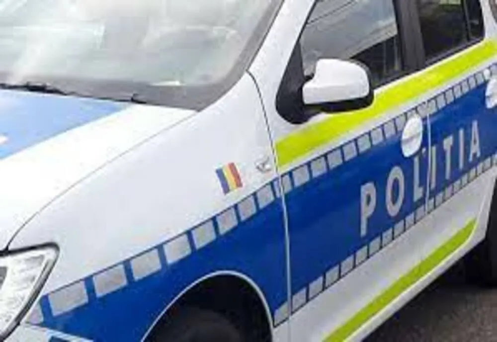 Un ucrainean şi un spaniol prinși de polițiști după ce au furat un autoturism din Onceşti