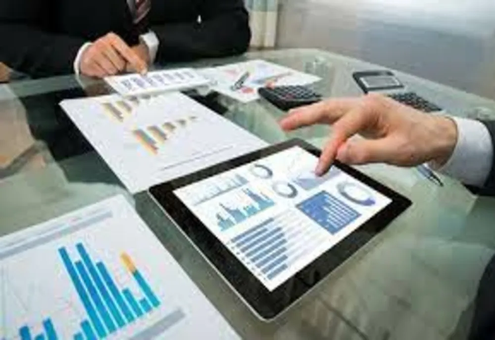 Ministerul Finanţelor majorează cu peste 10 miliarde lei plafonul total al garanţiilor care pot fi acordate prin Programul IMM Invest Plus