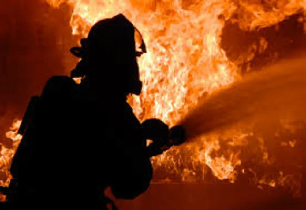 6 incendii de locuinţe în doar 24 de ore în judeţul Maramureş