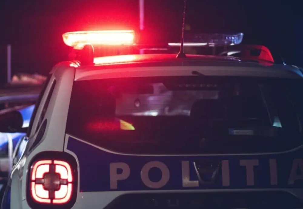 Bătaie într-un local din Baia Mare! Trei angajaţi ai localului au fost bătuţi