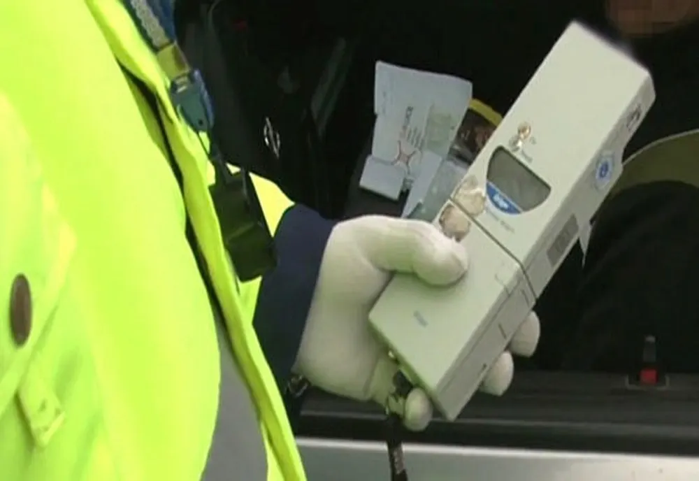 Sightean, prins beat criță la volan