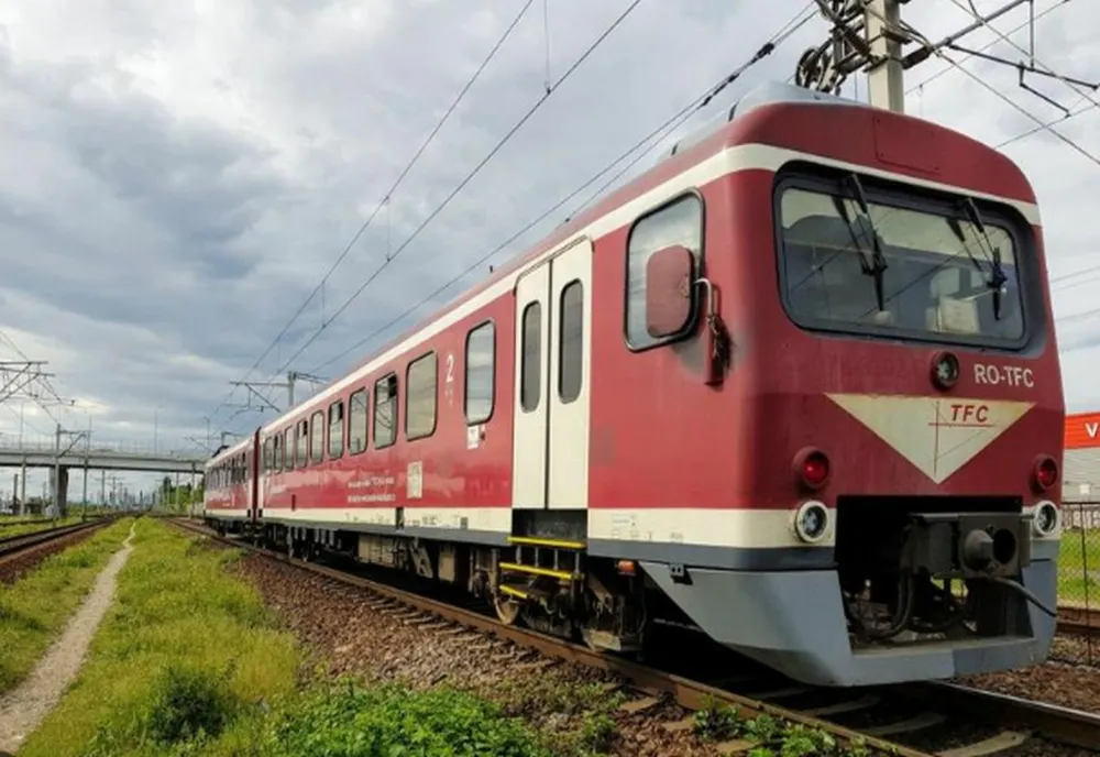Vremea rea provoacă noi întârzieri uriașe ale trenurilor - Lista garniturilor cu mari probleme