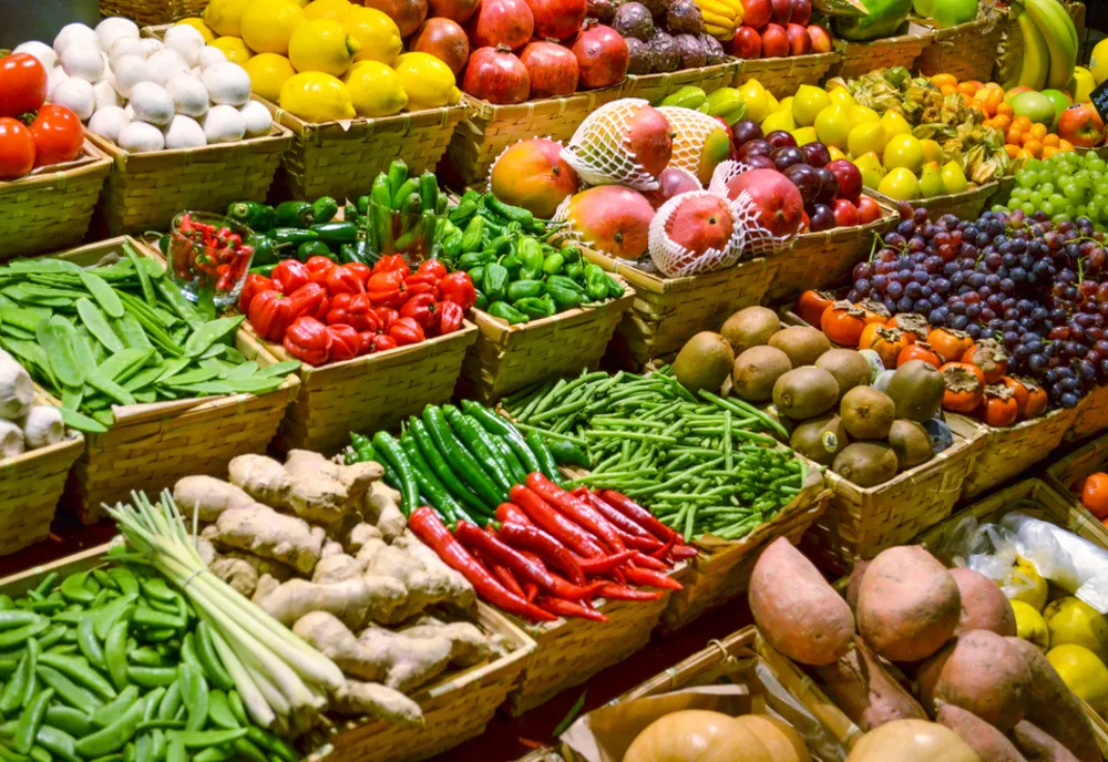 ROMÂNIA IMPORTĂ 60% DINTRE LEGUME. PREȚURI MARI ÎN PIEȚE