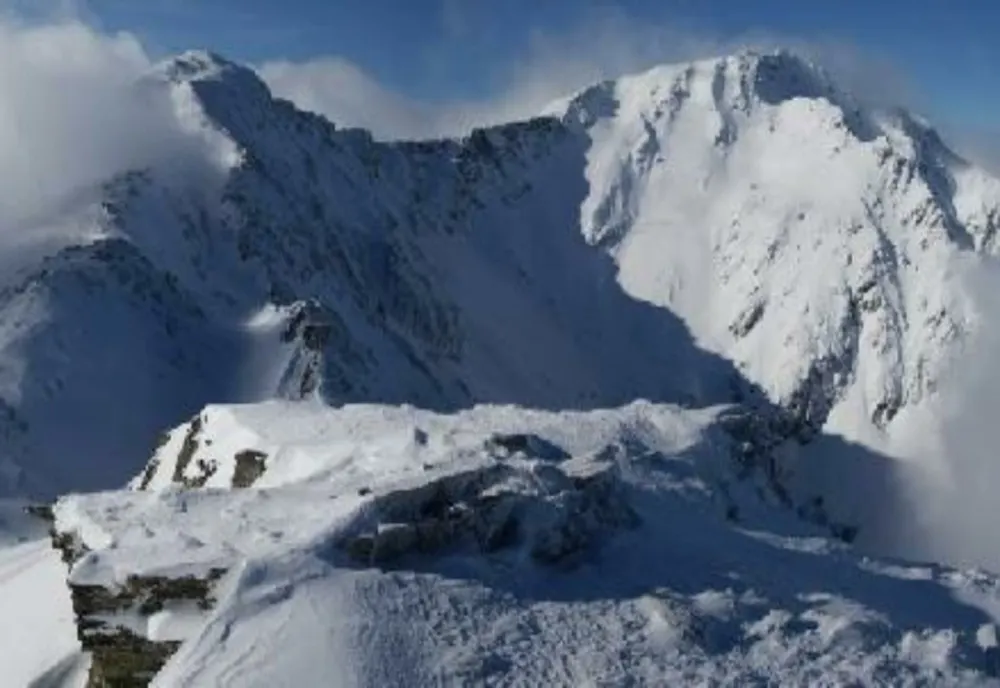 Operațiune de salvare în condiții de vreme extremă în Munții Maramureșului. Doi cetățeni ucraineni, găsiți după mai bine de 6 ore de căutări