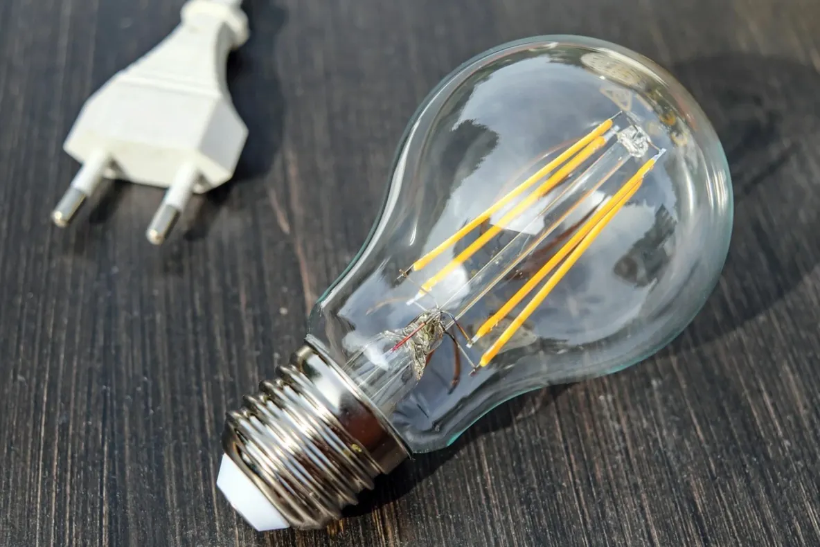 Fără energie electrică pe mai multe străzi din Sighetu Marmației