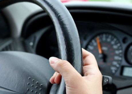 Un maramureşean a încercat să introducă în ţară o maşină de lux furată din Italia