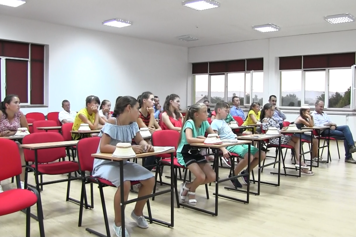 Vacanță de neuitat pentru copii cu rezultate școlare deosebite, dar care provin din familii defavorizate