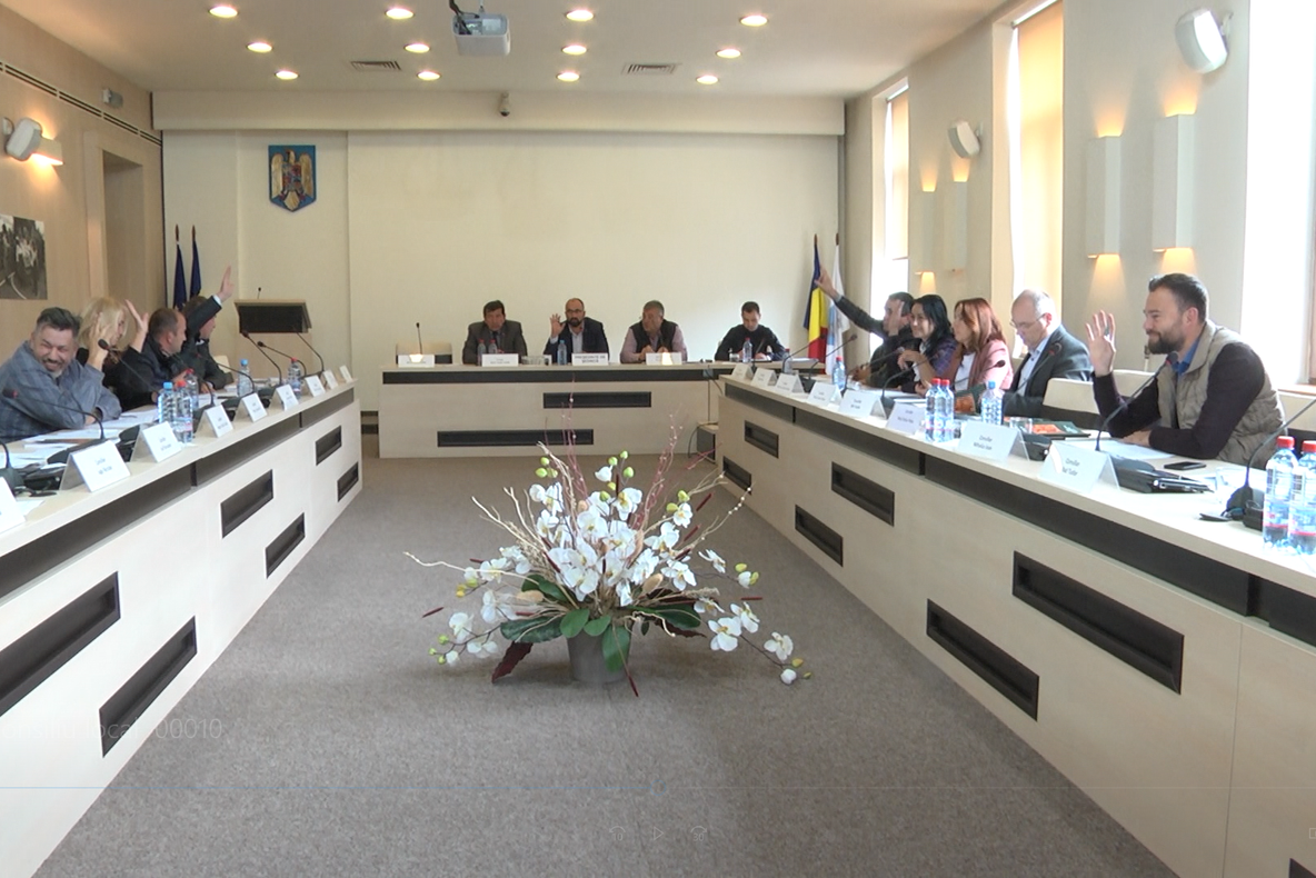 Garajele vechi din Sighet vor fi dărâmate ca să se construiască unele noi