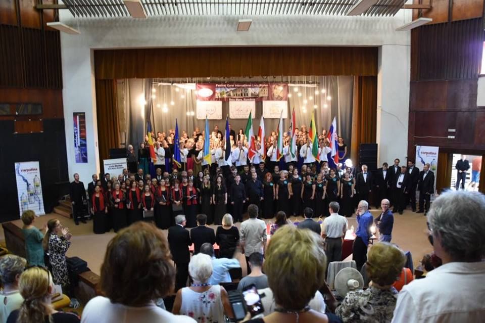 Festivalul Concurs Internațional ”Liviu Borlan” s-a desfăşurat la Casa Tineretului